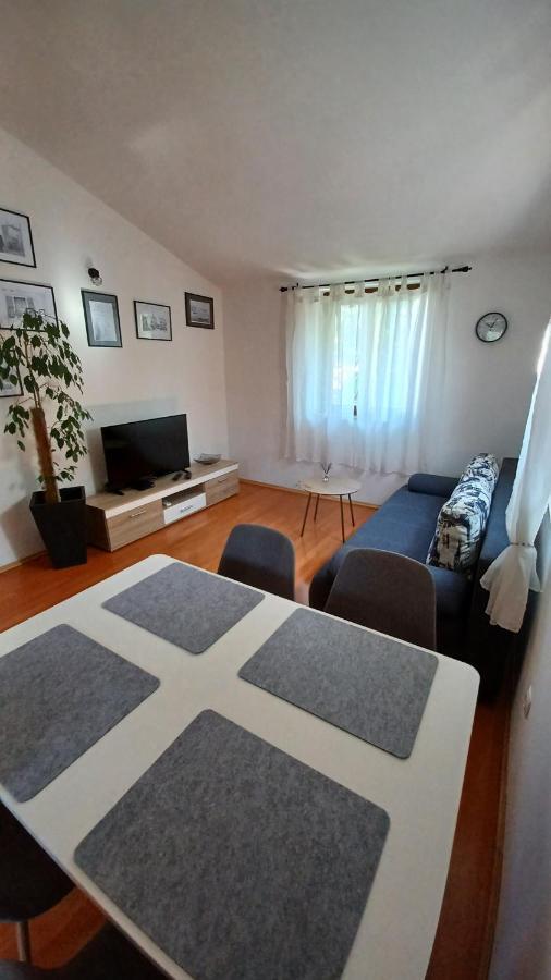 Apartment Damiani Umago Esterno foto